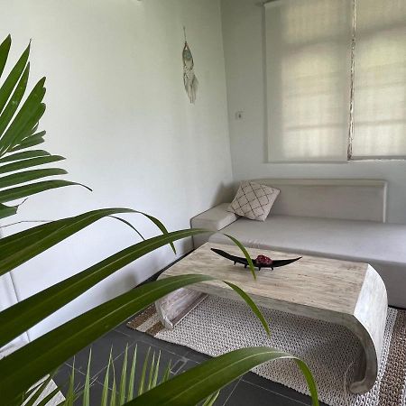 Hola Villa 4 Uluwatu Εξωτερικό φωτογραφία
